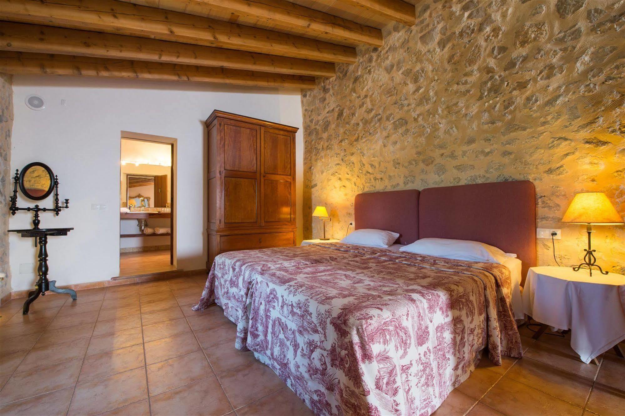 Hotel Rural Can Feliu ポレレス エクステリア 写真