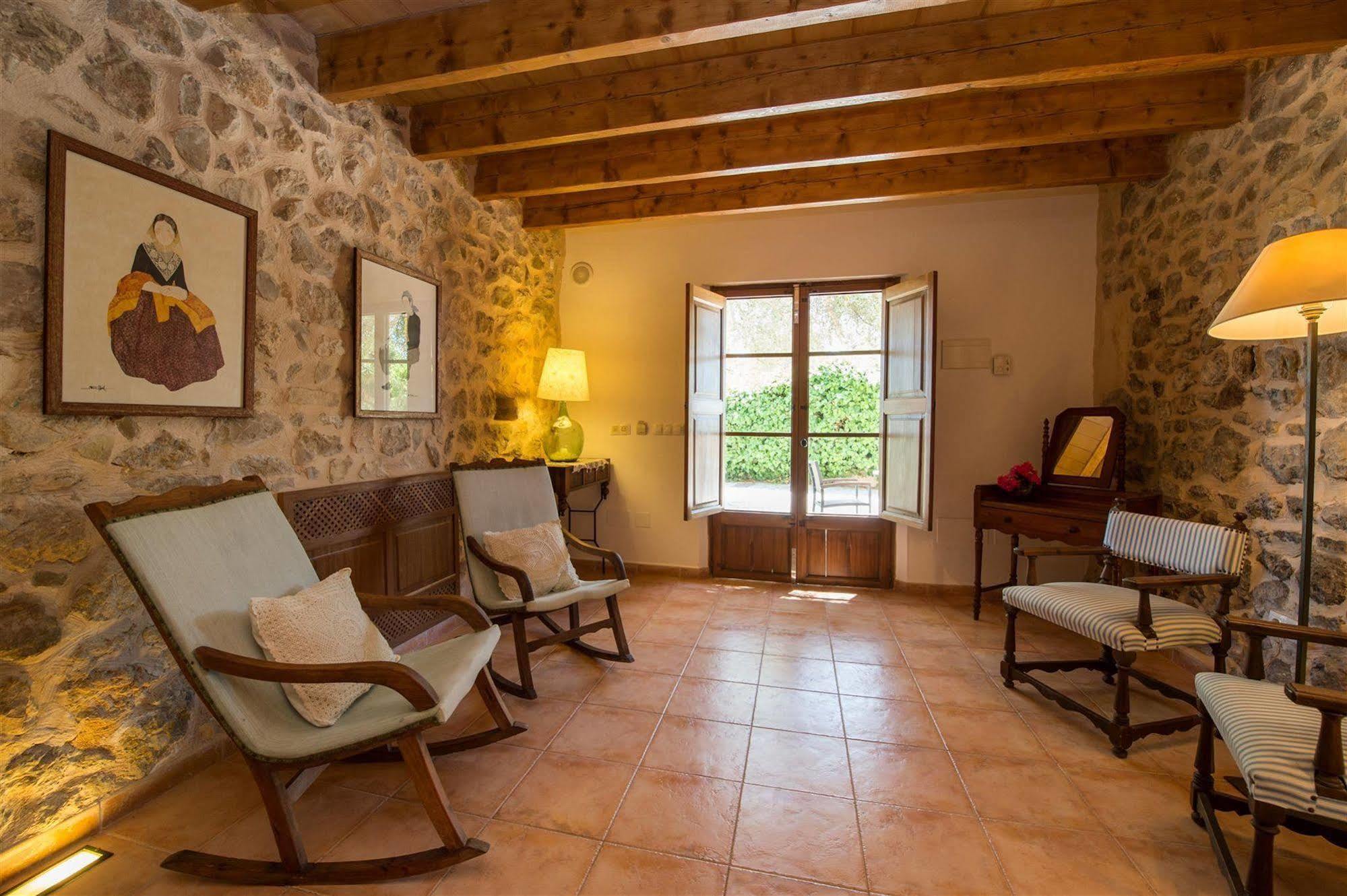 Hotel Rural Can Feliu ポレレス エクステリア 写真