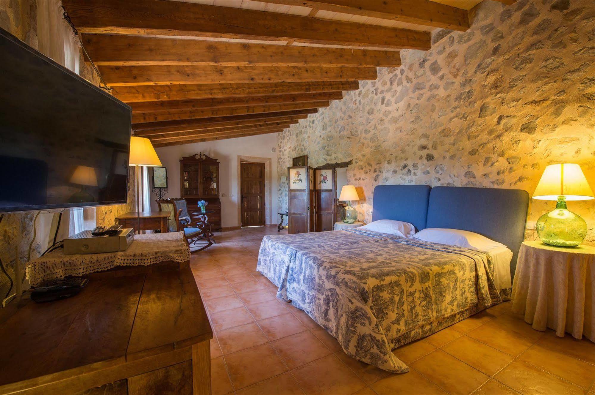 Hotel Rural Can Feliu ポレレス エクステリア 写真